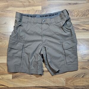 Duluth Trading Co Dry On The Fly Cargo Shorts Men’s 40